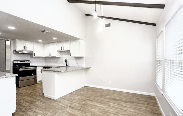 1074  Ferdinand Dr, San Antonio, TX 78245 — photo 11