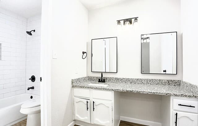 1074  Ferdinand Dr, San Antonio, TX 78245 — photo 14