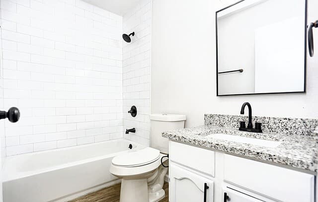 1074  Ferdinand Dr, San Antonio, TX 78245 — photo 18