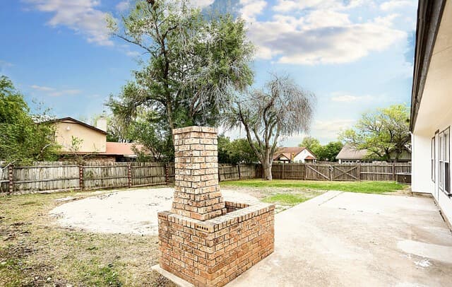 1074  Ferdinand Dr, San Antonio, TX 78245 — photo 21