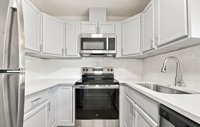 12010  Ashrock Ct, San Antonio, TX 78230 — photo 11