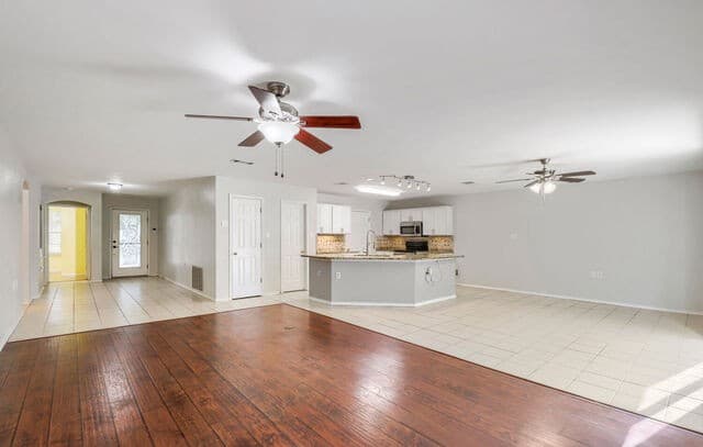 5727  Spring Hts, San Antonio, TX 78247 — photo 4