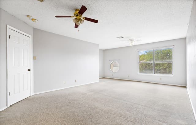 8934  Kenton Mist, San Antonio, TX 78240 — photo 12