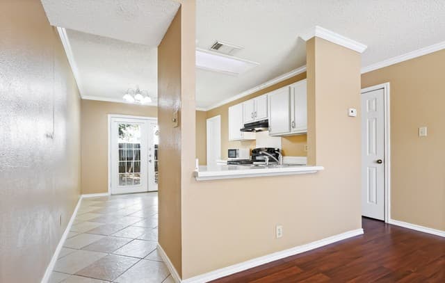 8934  Kenton Mist, San Antonio, TX 78240 — photo 8