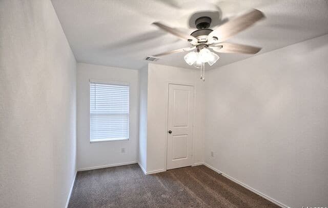 1607  Knoll Rdg, New Braunfels, TX 78130 — photo 13