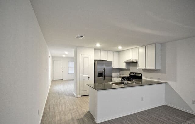 1607  Knoll Rdg, New Braunfels, TX 78130 — photo 3
