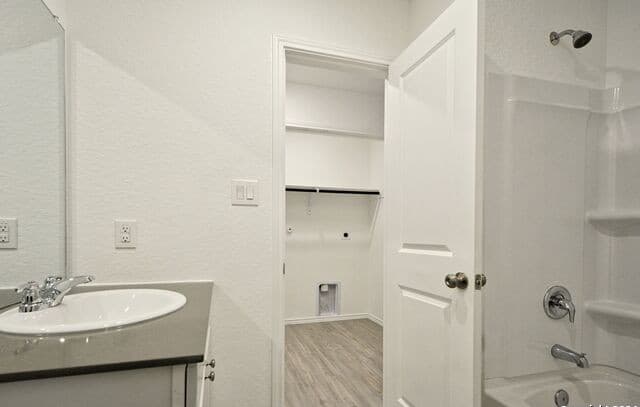 1607  Knoll Rdg, New Braunfels, TX 78130 — photo 8