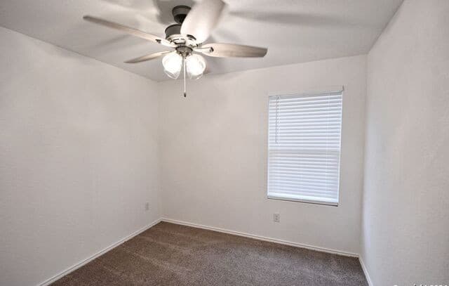 1607  Knoll Rdg, New Braunfels, TX 78130 — photo 9