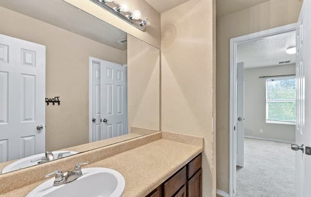 11506  Durango Way, San Antonio, TX 78245 — photo 12