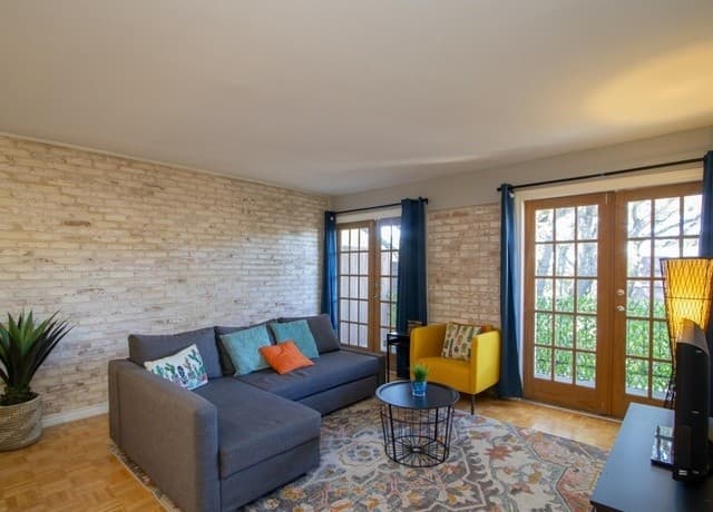 8030 Broadway Unit 202C