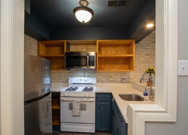 8030  Broadway Unit 202C, San Antonio, TX 78209 — photo 12