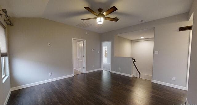 2915  Thunder Gulch, San Antonio, TX 78245 — photo 10