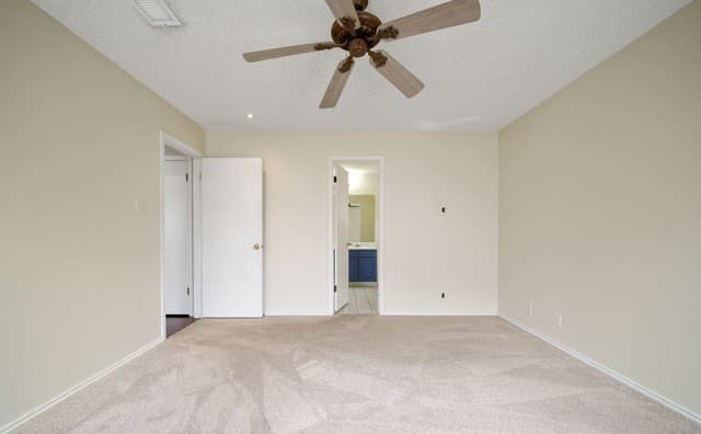 12150  Stoney Glen, San Antonio, TX 78247 — photo 11