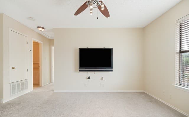 12150  Stoney Glen, San Antonio, TX 78247 — photo 16