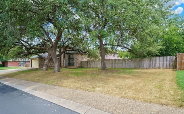 12150  Stoney Glen, San Antonio, TX 78247 — photo 25