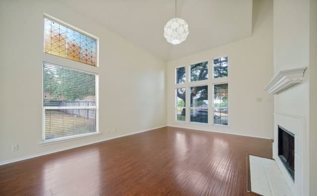 12150  Stoney Glen, San Antonio, TX 78247 — photo 4