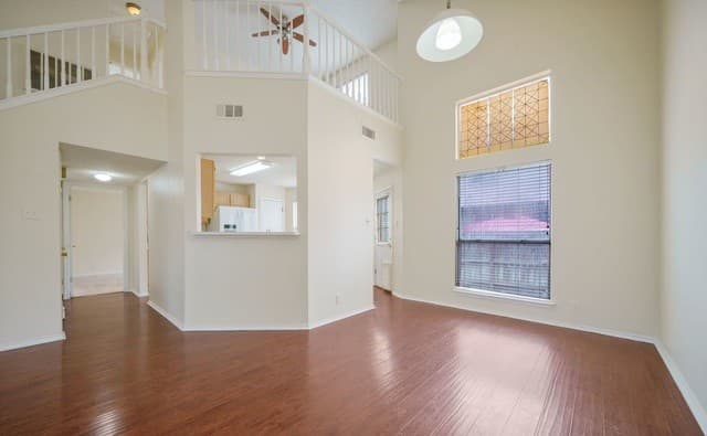 12150  Stoney Glen, San Antonio, TX 78247 — photo 9