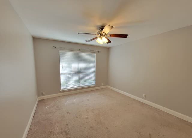 815  Bobcat Crk, San Antonio, TX 78251 — photo 3