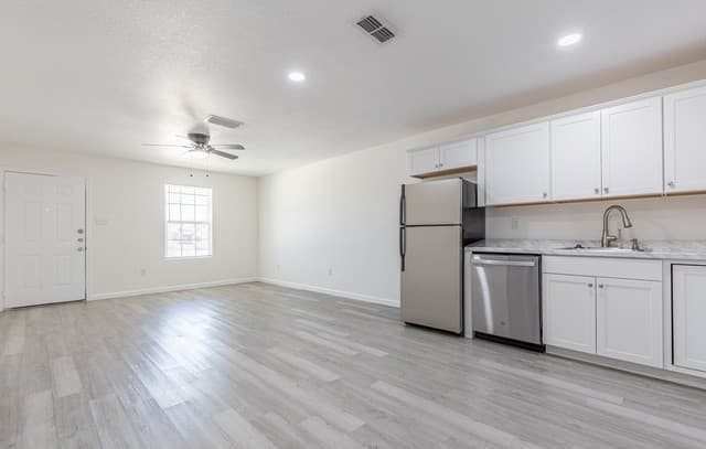 1012  County Road 4516, Castroville, TX 78009 — photo 13