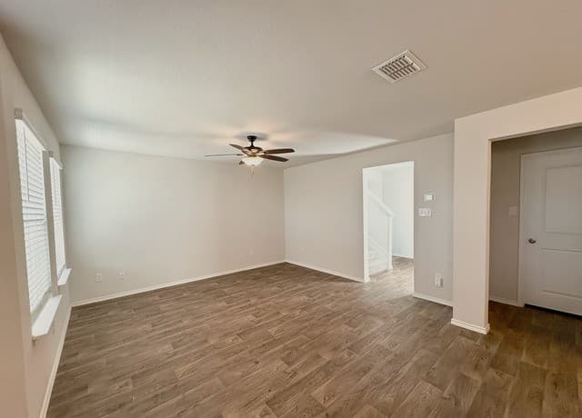 8518  Brisk Water, San Antonio, TX 78244 — photo 3