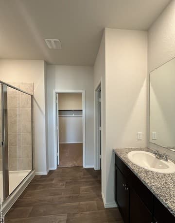 305  Middle Green Loop, Floresville, TX 78114 — photo 11