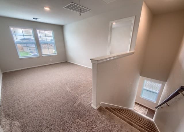 305  Middle Green Loop, Floresville, TX 78114 — photo 14