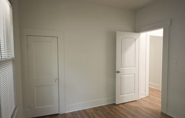 1114 W Russell, San Antonio, TX 78201 — photo 6