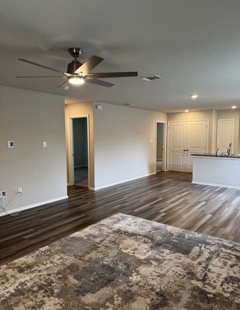 306  Pradera Cv, San Antonio, TX 78237 — photo 2