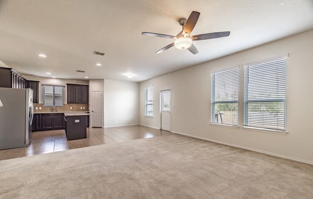 6503  Port Elizabeth, Converse, TX 78109 — photo 12