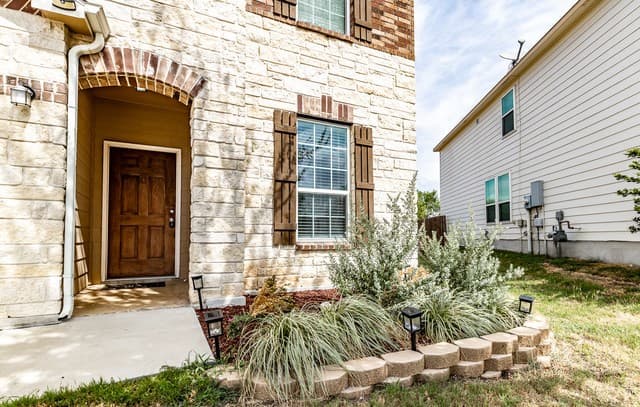 6503  Port Elizabeth, Converse, TX 78109 — photo 4