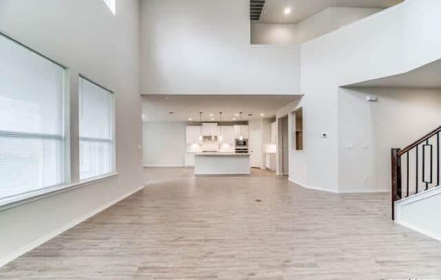 332  Aberdeen, Boerne, TX 78015 — photo 3