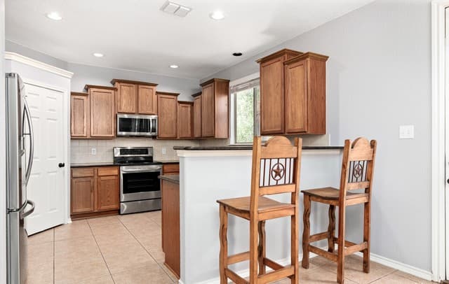 21503  Dion Vlg, San Antonio, TX 78258 — photo 10