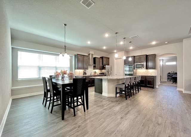 30527  Setterfeld Cir, Fair Oaks Ranch, TX 78015 — photo 10