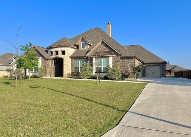 30527  Setterfeld Cir, Fair Oaks Ranch, TX 78015 — photo 2