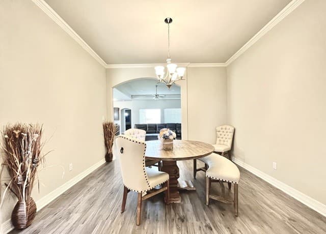 30527  Setterfeld Cir, Fair Oaks Ranch, TX 78015 — photo 5