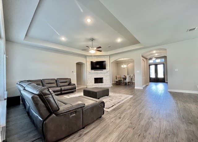 30527  Setterfeld Cir, Fair Oaks Ranch, TX 78015 — photo 7