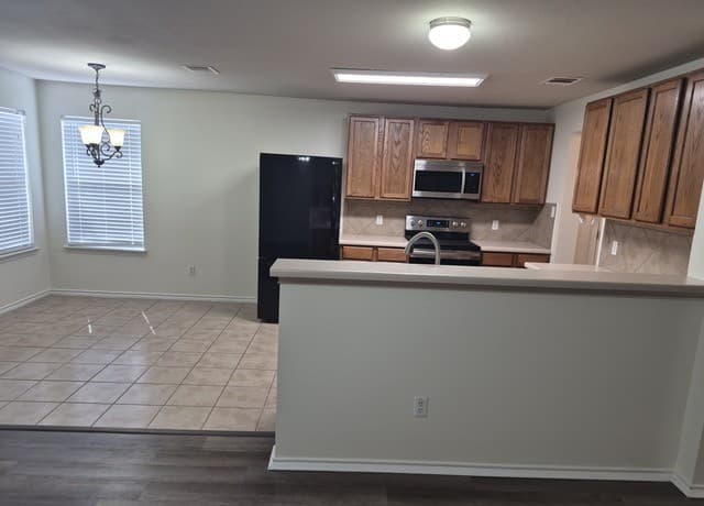 216  Hereford St, Cibolo, TX 78108 — photo 17