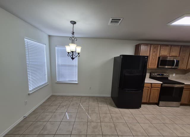 216  Hereford St, Cibolo, TX 78108 — photo 18