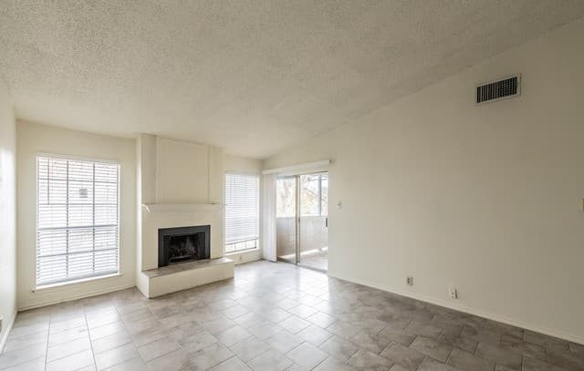 1427  Loma Alto Unit 4
