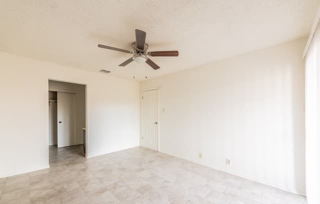 1427  Loma Alto Unit 4, San Antonio, TX 78232 — photo 13