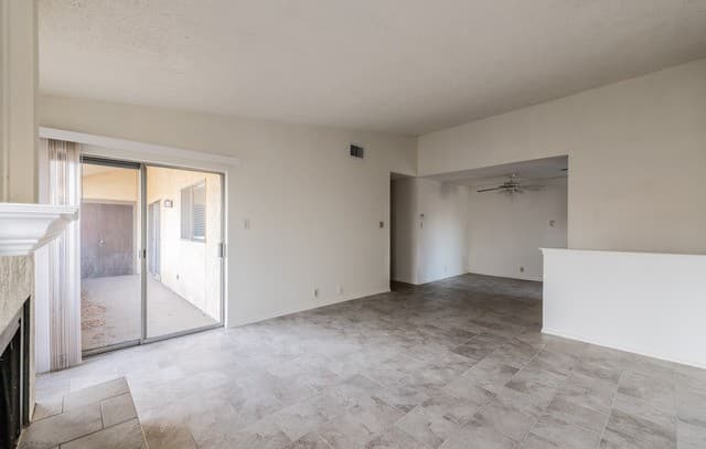 1427  Loma Alto Unit 4, San Antonio, TX 78232 — photo 2