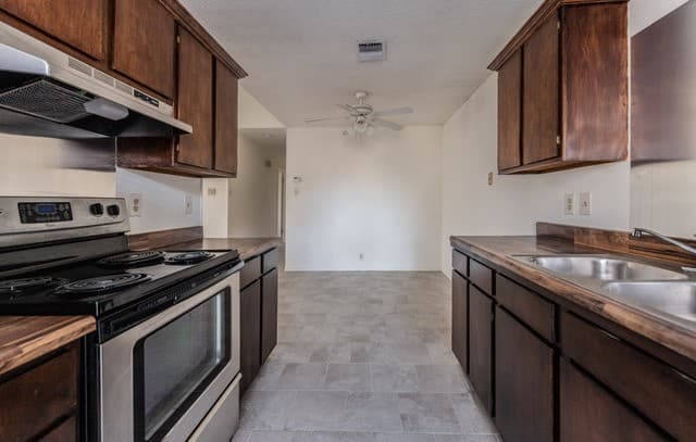 1427  Loma Alto Unit 4, San Antonio, TX 78232 — photo 5