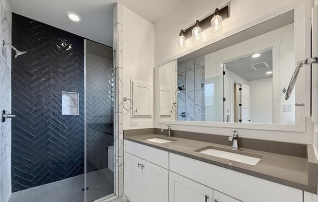 311 E Evergreen Unit 18, San Antonio, TX 78212 — photo 17
