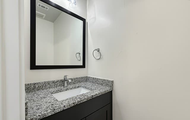 311 E Evergreen Unit 18, San Antonio, TX 78212 — photo 18