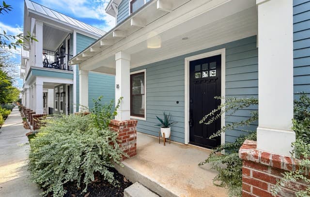 311 E Evergreen Unit 18, San Antonio, TX 78212 — photo 2