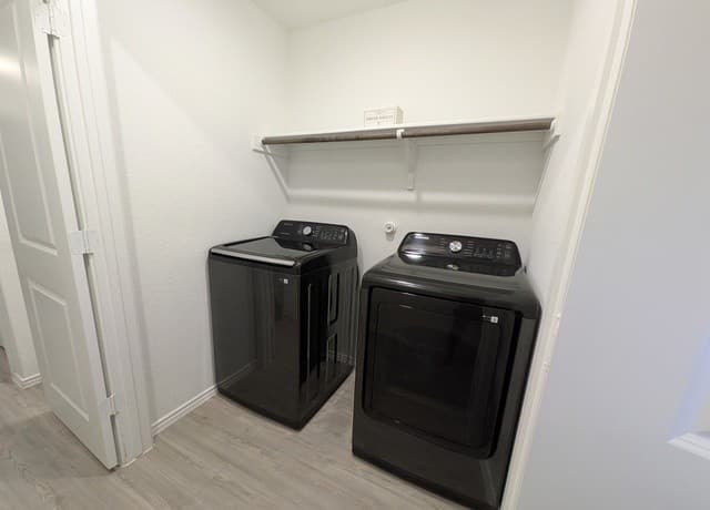 6422  Marco Plns, San Antonio, TX 78222 — photo 9