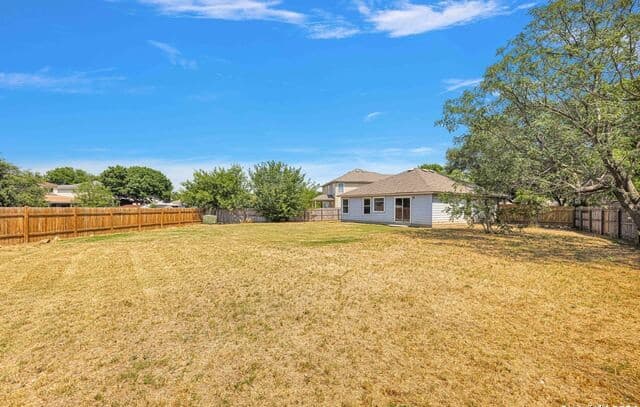 6019  Old Corral, San Antonio, TX 78250 — photo 17