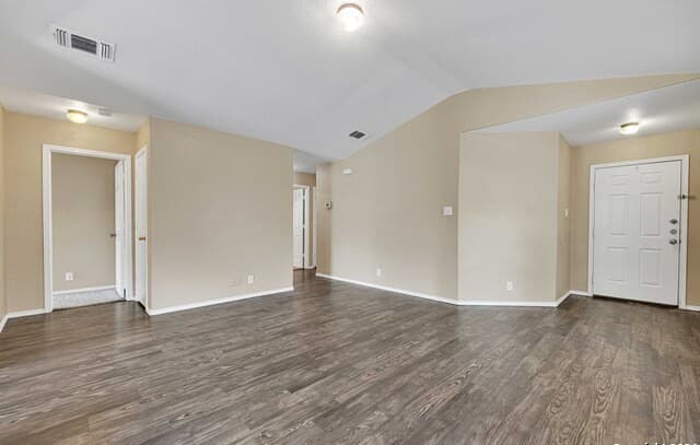 6019  Old Corral, San Antonio, TX 78250 — photo 4