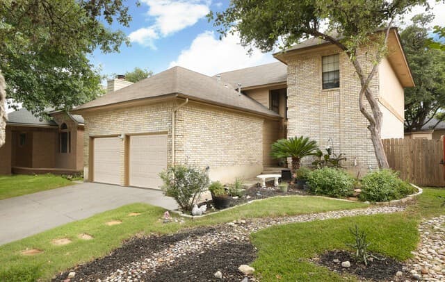 3111  Morning Crk, San Antonio, TX 78247 — photo 2
