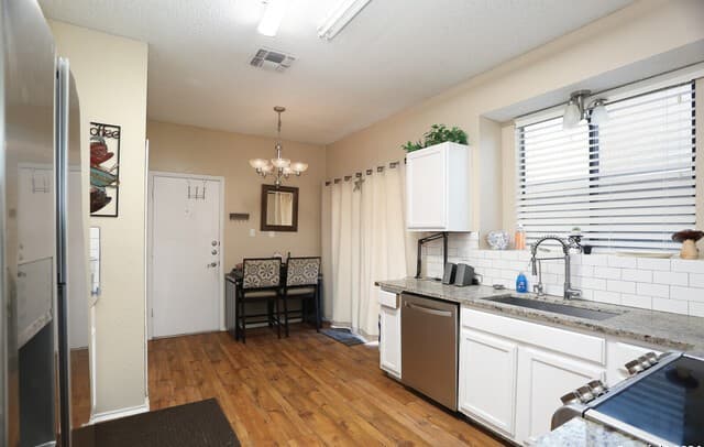 3111  Morning Crk, San Antonio, TX 78247 — photo 6